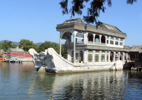 Marble Boat (Shifang) is a structure tracing back from Emperor Qianlong's reign (1711-1799).