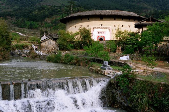 Yanxiang Building is a round earthen construction built in 1880.