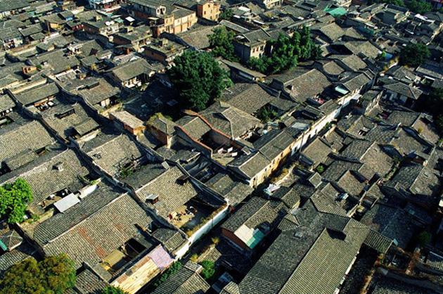 A bird's view of Three Lanes and Seven Alleys