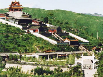 Chengde Mountain Resort and Outlying Temples,Bishu shanzhuang,Beijing Tour