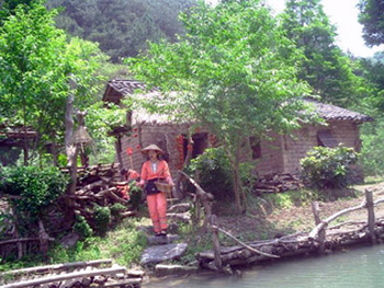 China Travel Guide, China Tours, Guilin Tours, Guilin Travel Guide, Gudong Waterfall Tour