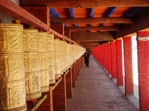 Wutun Temple,Qinghai Attractions,Tinghai Tours,China Tours