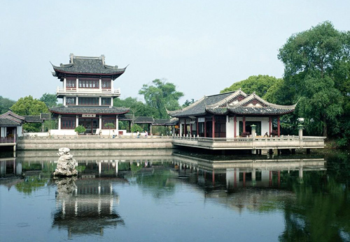 Suzhou is famous for its beautiful lake and garden.