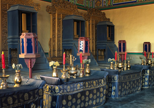 Altars where grand ceremonies used to be held to worship the Heaven.
