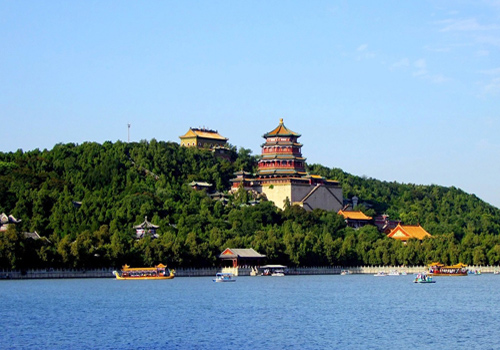 The Longevity Hill is one of the highlight spot in the Summer Palace park.