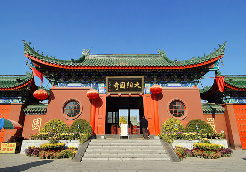 The Grand Xiangguo Monastery in Kaifeng City of Henan Province is a famous ancient Buddhist temple in China.