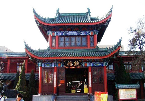The Drum Tower of the Grand Xiangguo Monastery