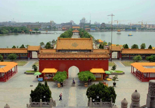 The nice scenery in the Dragon Pavilion Park of Kaifeng City,Henan Province.