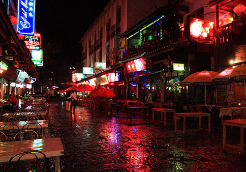 The restaurants and cafes in the West Street, Yangshuo.