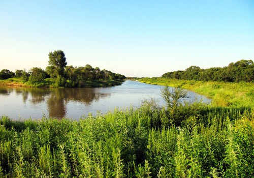 Sun Island is a featured floodplain wetland grassland-type scenic spot.