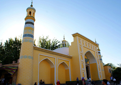 The Id Kah Mosque, the biggest mosque in Xinjiang province of China, it is a  holy place for Muslim.