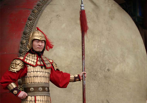 The big drum in the Drum Tower of Xi'an is 2.83 meters in diameter.