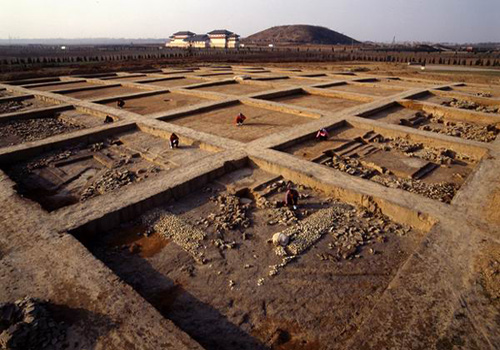 The ruin of Deyang Palace of the Hanyangling Mausoleum.