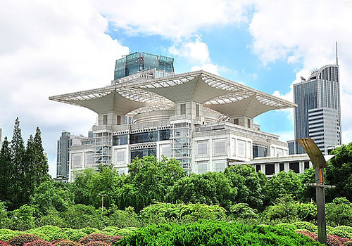  The main design of the building is the inspiration from the ancient Chinese city gate.