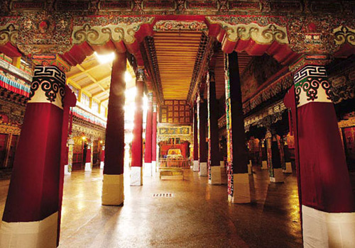 Tourists should keep in mind that NO PHOTO inside the Potala Palace.
