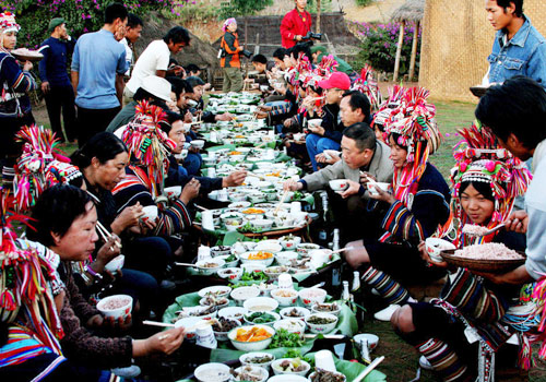 Unique long street banquet of ethnic groups,Guilin