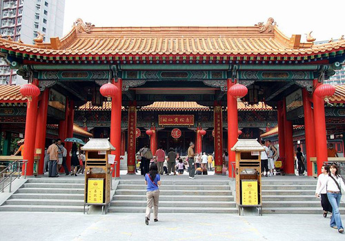 Wong Tai Sin Temple is one of the most temples in Hong Kong.
