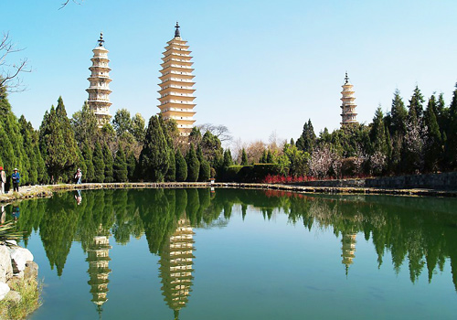Three Pagodas of Chongsheng Temple is the symbol of the Ancient City of Dali.