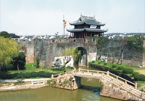 Panmen Scenery Area is located in the southwest of the ancient city of Suzhou.