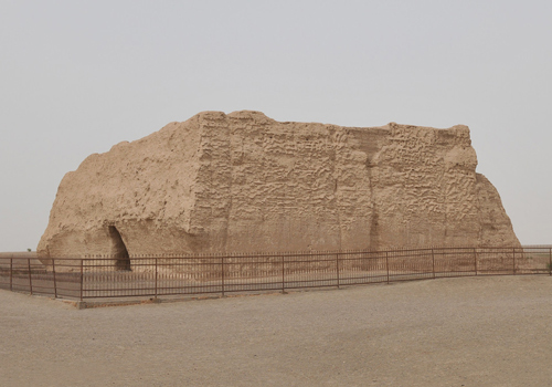 The Jade Gate Pass is located in Gansu Province roughly 400km from its name sake city,Yumen city,in the Gobi Desert.