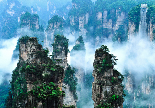 Scenery of Tianzi Mountain in Wulinyuan Scenic Area,Zhangjiajie City,Hunan Province