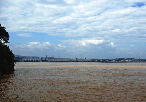 Gezhouba Dam is the first water conservancy project on Yangtze River.