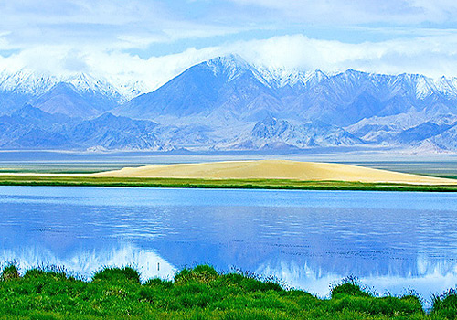 The imposing Altun Mountains of Qiemo County,Xinjiang