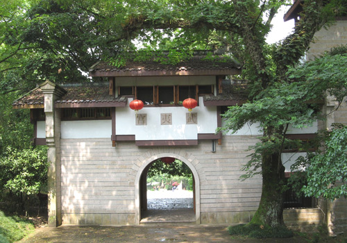 Wuyi Palace is the oldest Taoist temple in Wuyi Mountain.