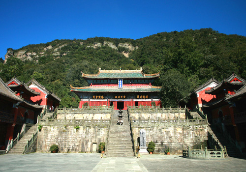 Zixiao Palace is the only wooden structure of irimoya with double-eaves. 