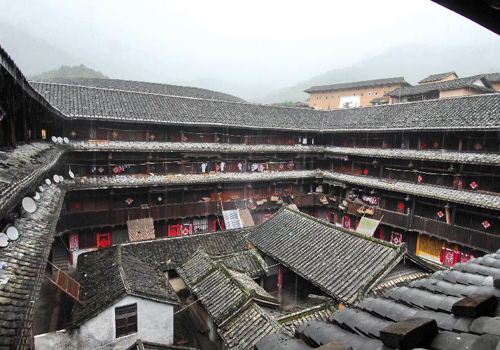 Not only is Tulou multifunctional, but also is symbolic of harmonious life. 