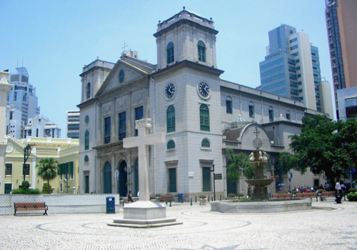 Cathedral, or Catedral Igreja da Sé, built before the year of 1567, is a part of Historic Center of Macau, as well as the hub of Catholicism in Macau. 