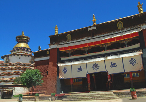 Pelkor Chode Monastery in Gyantse,Tibet