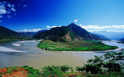 First Bend of the Yangtze River