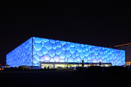The Water Cube is elegant no matter it is in the day time or in the evening.