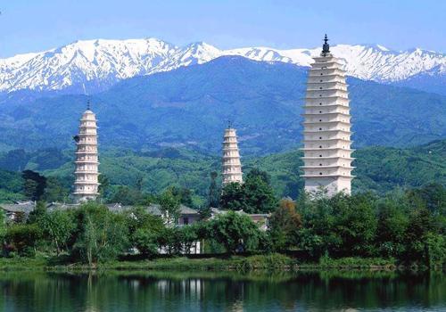The three pagodas of chongsheng temple, Dali three pagodas