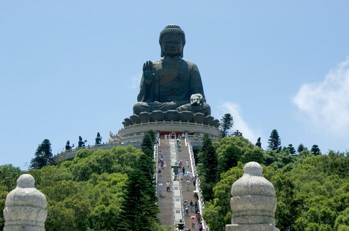 Tiantan Buddha Statue of Hong Kong is regarded as the largest outdoor bronze Buddha statue in the world.