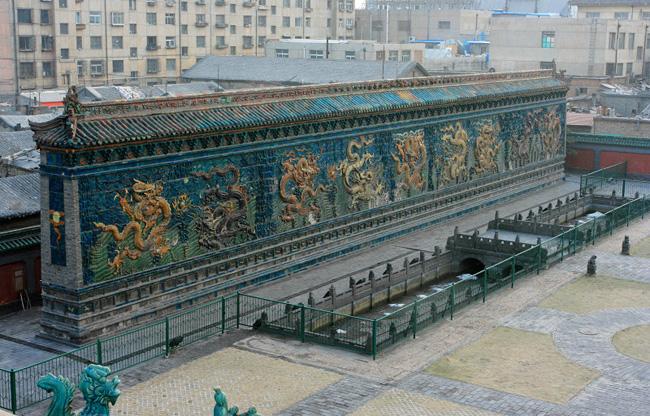 Datong Nine-dragon Screen was built 600 years ago.