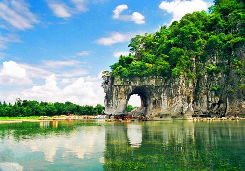 Elephant Trunk Hill in Guilin
