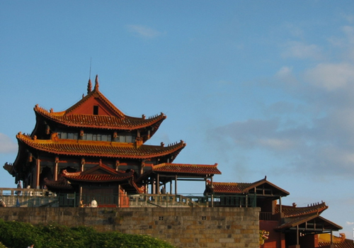 The Ancient City Wall of Pingyao  is one of the most invaluable materials for studying the establishment Chinese ancient cities. 