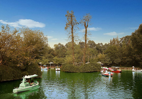 People‘s Park is a comprehensive park with rich vegetation and a popular haunt for locals.
